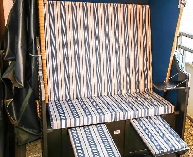 Bodo's Strandkorb * Lübeck